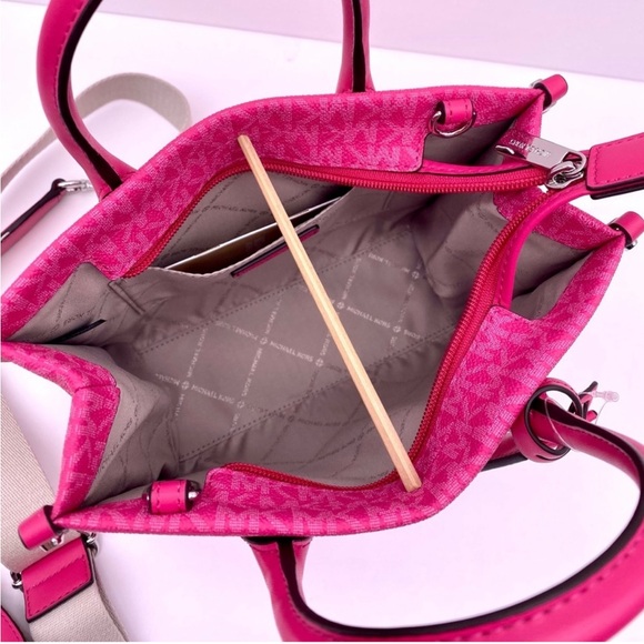 MICHAEL KORS MIRELLA SMALL SHOPPER TOTE CROSSBODY DRAGONFRUIT - Picture 5 of 12